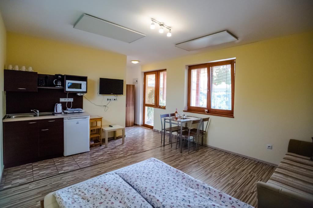 Apartman Levandula Apartment Veľký Meder Bagian luar foto