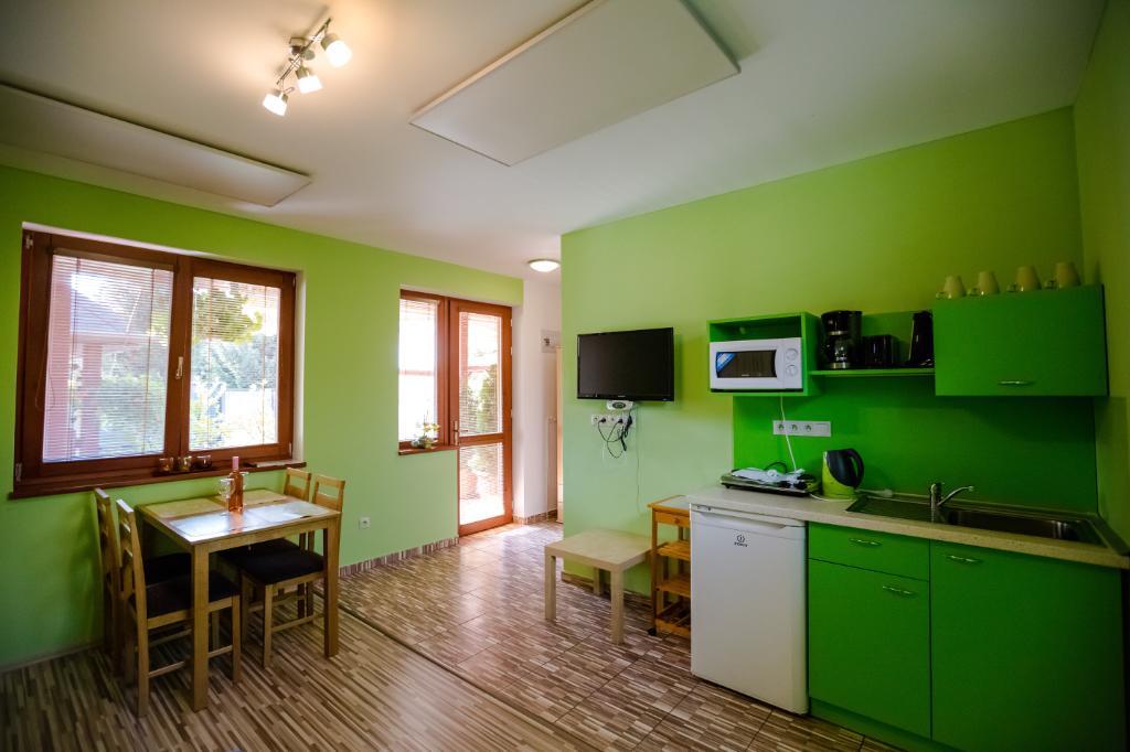 Apartman Levandula Apartment Veľký Meder Bagian luar foto