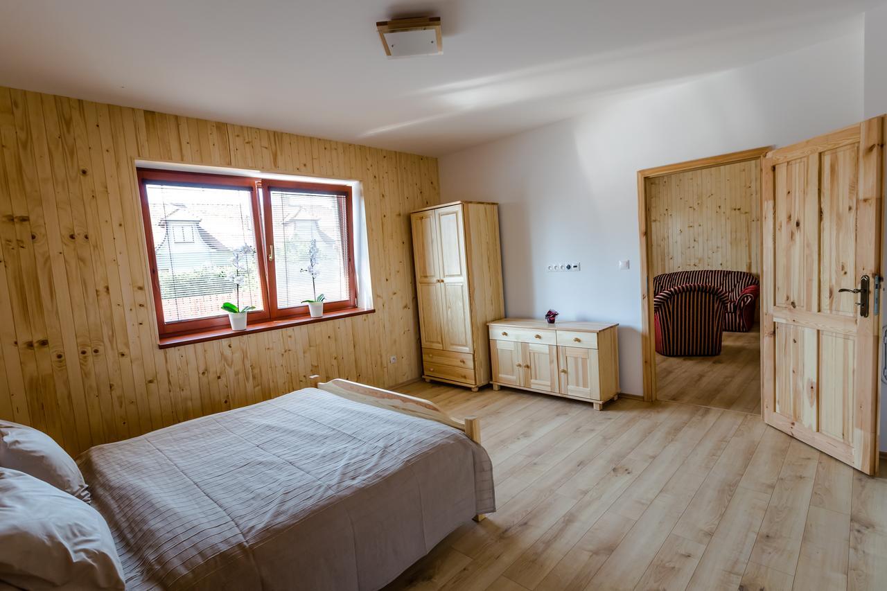 Apartman Levandula Apartment Veľký Meder Bagian luar foto