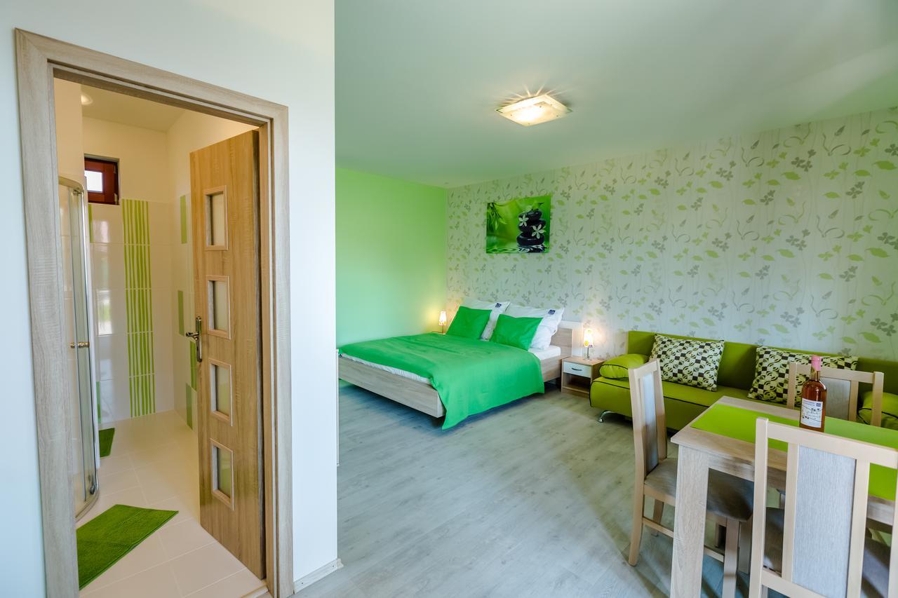 Apartman Levandula Apartment Veľký Meder Bagian luar foto