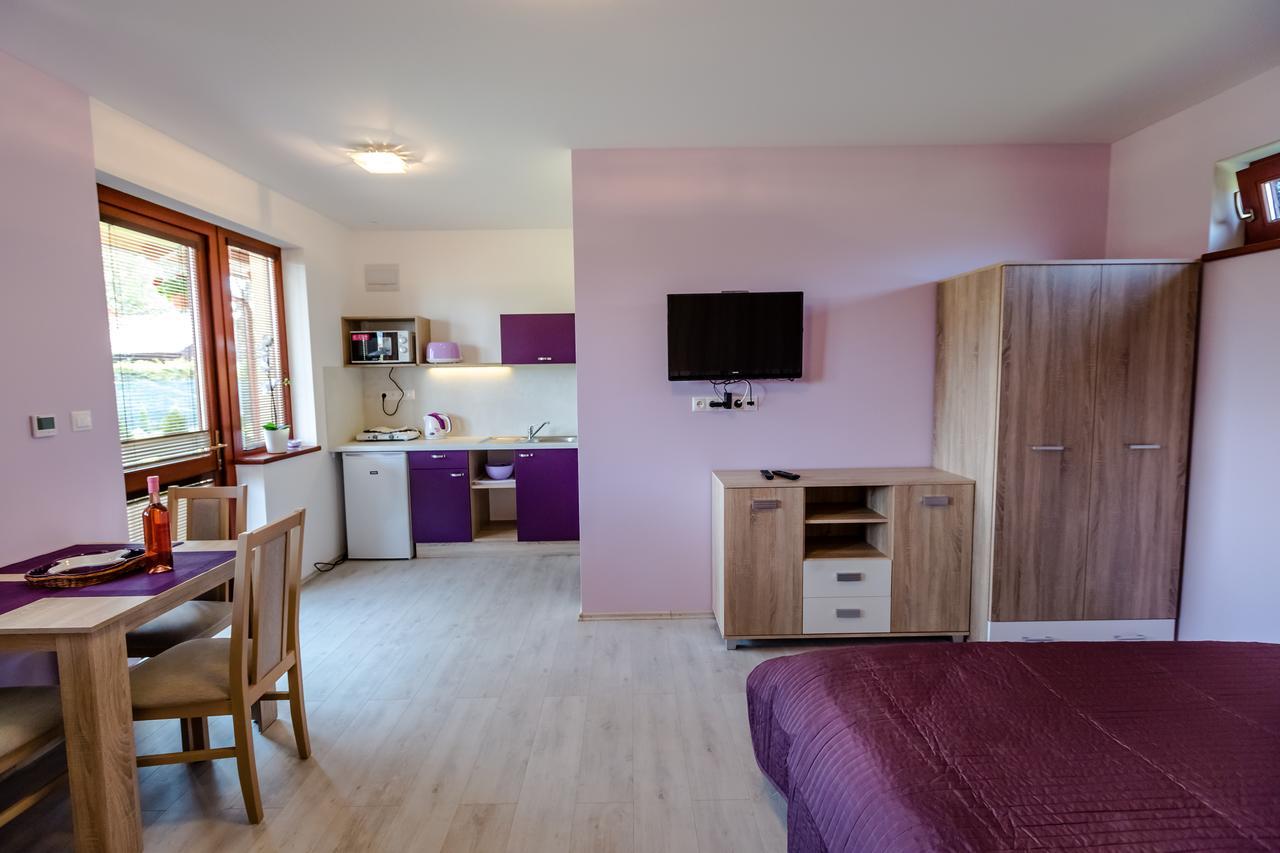 Apartman Levandula Apartment Veľký Meder Bagian luar foto